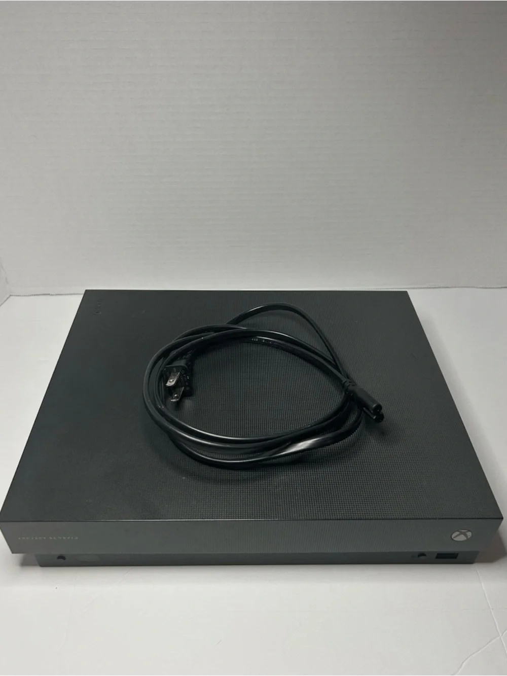 Xbox One X 1TB